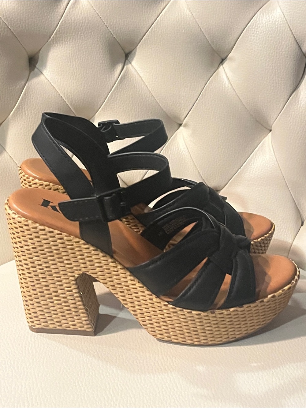 Kork-Ease Black Leather Woven-Platform Sandals - Picture 5 of 12